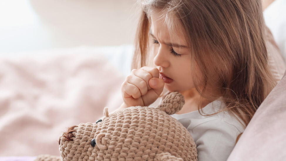 Чем лечить сильный сухой кашель у месячного ребенка? Сироп для малышей от Кревель Мойзельбах